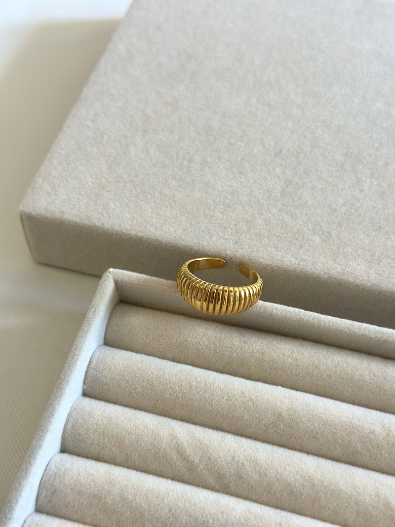 MYNTHE RING