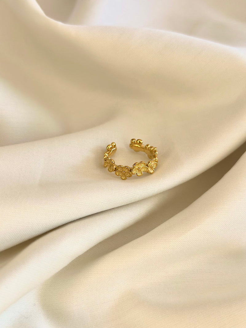 VERA RING