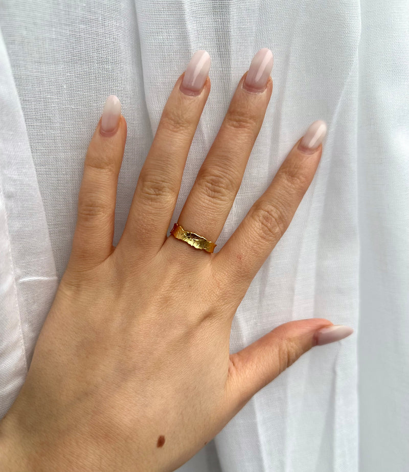 LARA RING