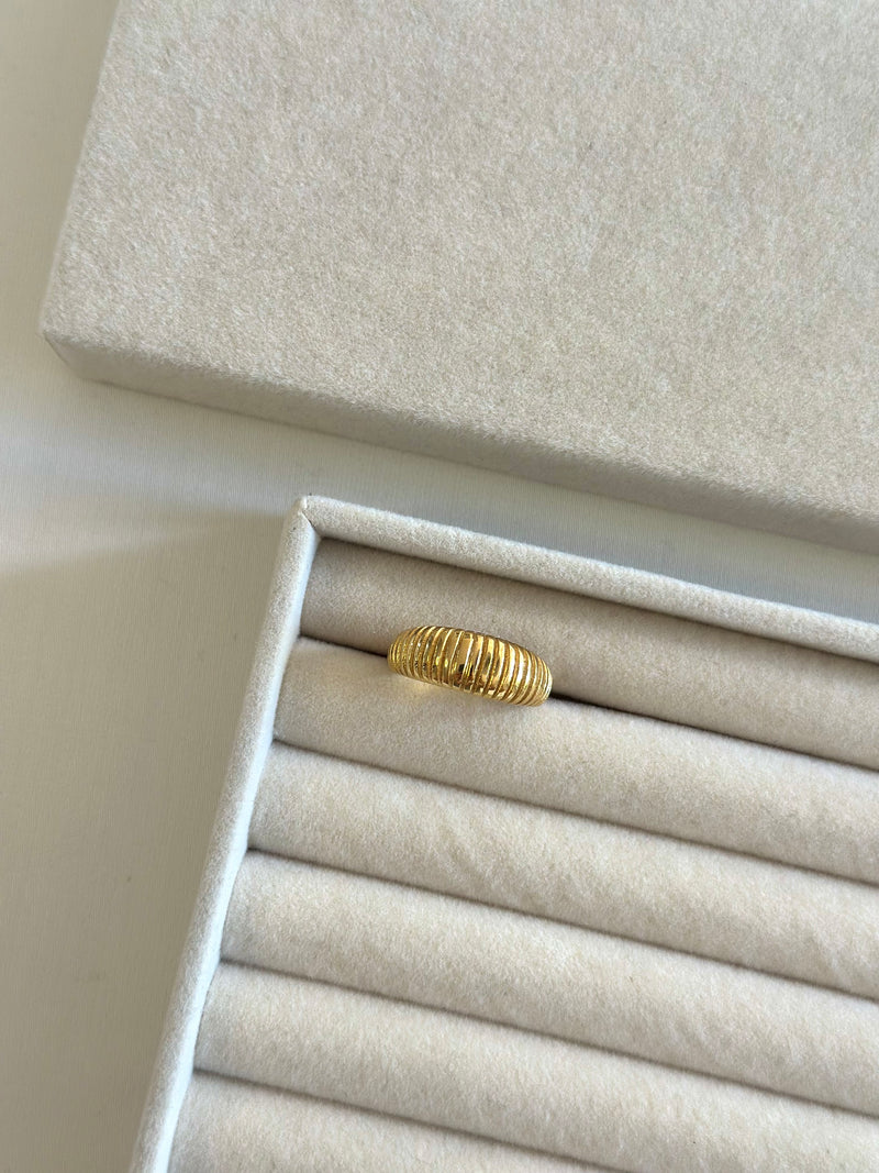 MYNTHE RING