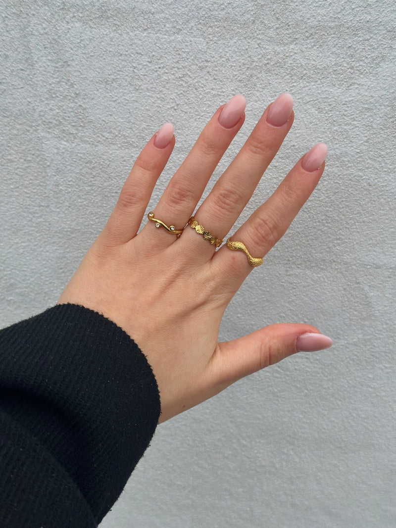 ALVA RING