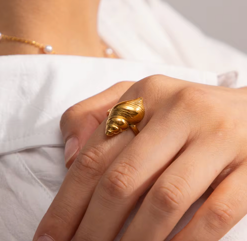 ELLIE RING